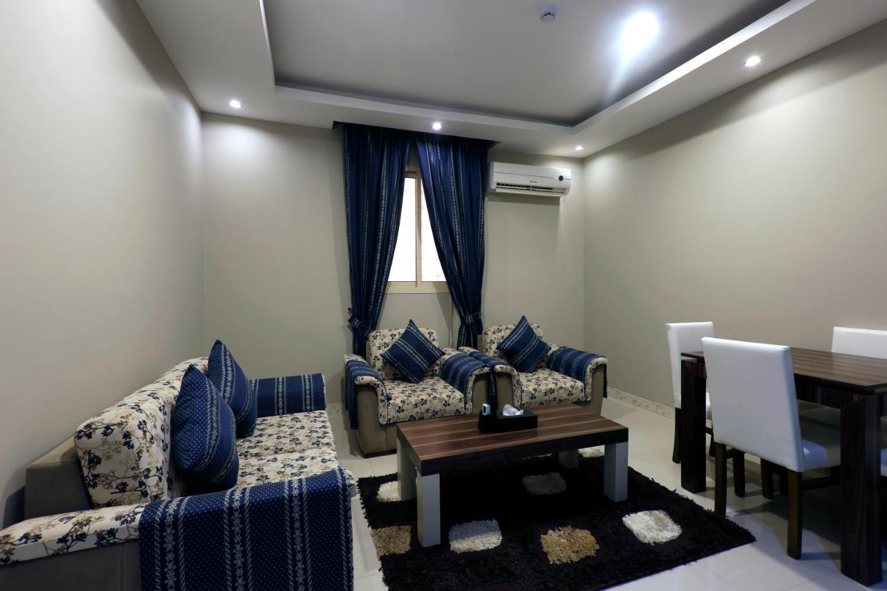 El Tawfiq Furnished Suites Malaz Ar Riyad Esterno foto